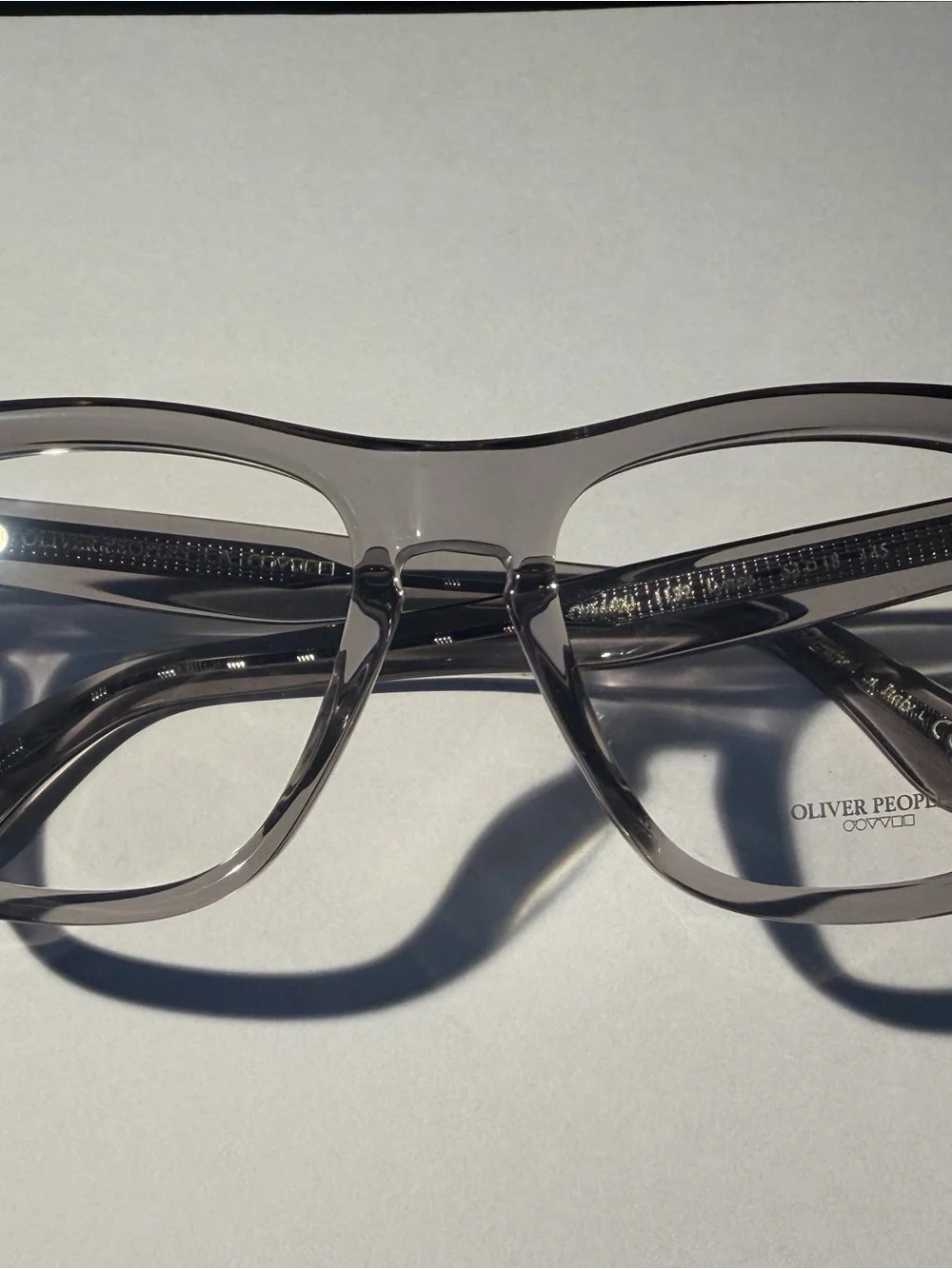 Oliver Peoples Lynes Unisex Workman Grey Glasses with Case and Pouch.